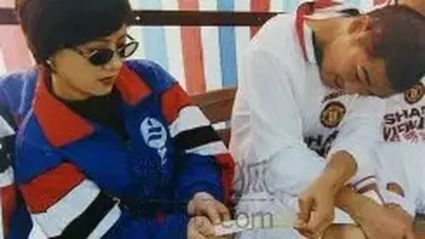 圣保利教头风趣戏谑凯恩：去年一射之威，足球至今翱翔天际未歇！